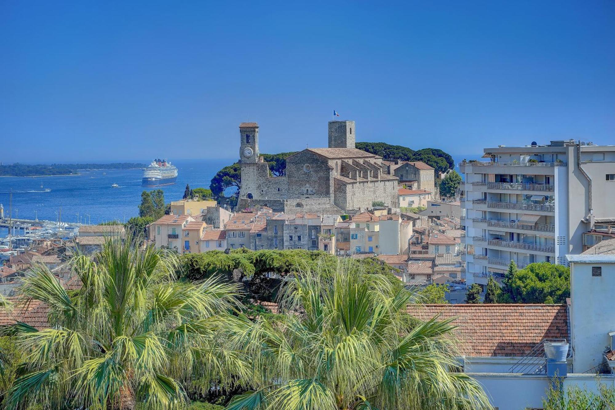 Apartamento Rue Meynadier, 2 Bedrooms, Close To Everything *